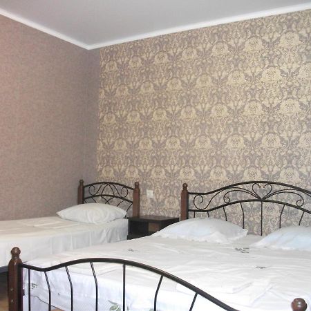 غاغرا Guesthouse On Kabardinskaya 139A المظهر الخارجي الصورة