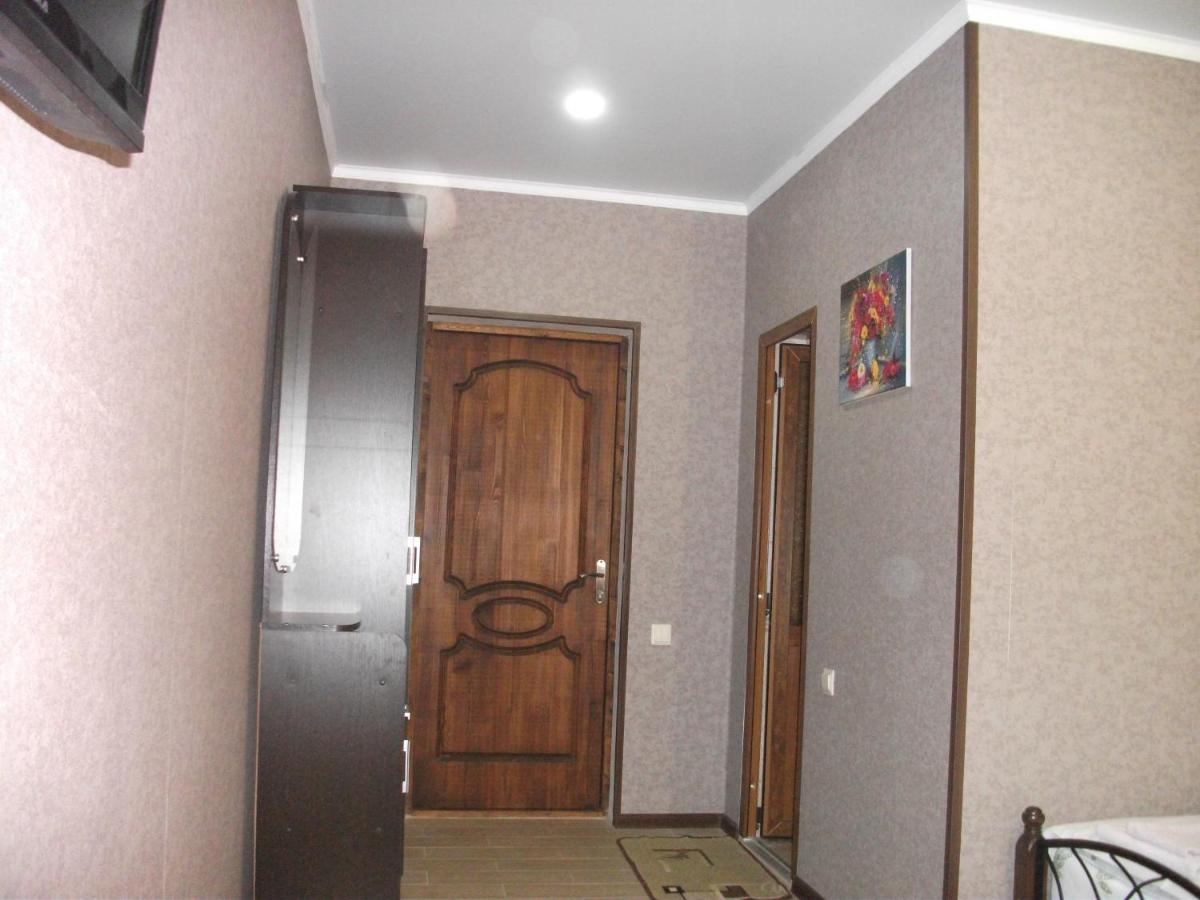 غاغرا Guesthouse On Kabardinskaya 139A المظهر الخارجي الصورة