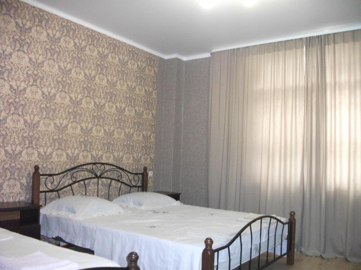 غاغرا Guesthouse On Kabardinskaya 139A المظهر الخارجي الصورة