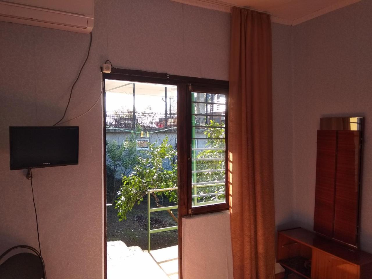 غاغرا Guesthouse On Kabardinskaya 139A المظهر الخارجي الصورة